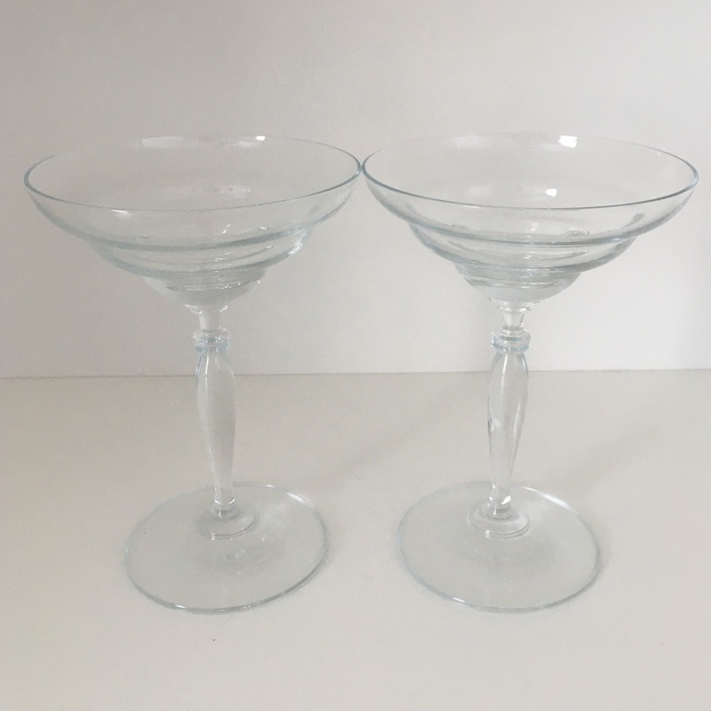 2 martini glasses